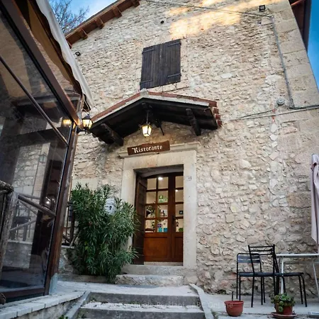 호텔 Ristorante Guaita Sant'eutizio